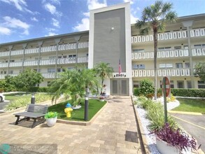2901 Victoria Cir in Coconut Creek, FL - Building Photo - Building Photo