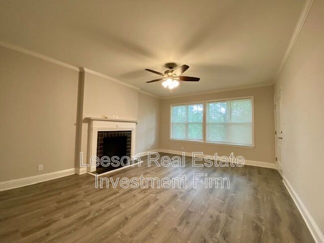 2721 Fairfield Ave