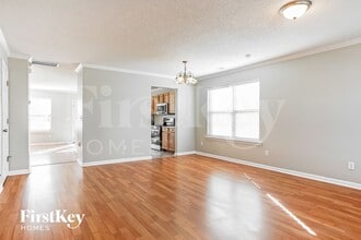 7264 Great Laurel Dr in Raleigh, NC - Foto de edificio - Building Photo