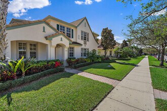 153 Evergrene Pkwy in Palm Beach Gardens, FL - Building Photo - Building Photo
