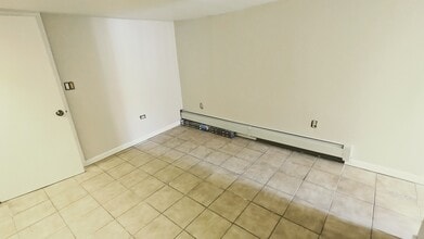 84-24 129th St, Unit Ground in Queens, NY - Building Photo - Building Photo