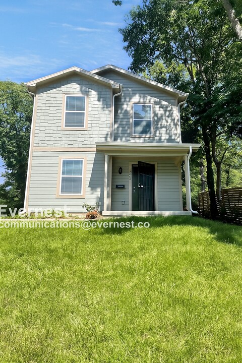 4243 Park Ave in Kansas City, MO - Building Photo