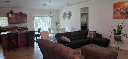 5838 NW Gillespie Ave in Port St. Lucie, FL - Building Photo - Building Photo