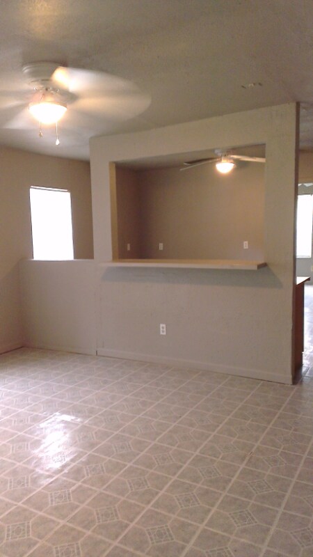 22 SW 24th St-Unit -3 in Oklahoma City, OK - Foto de edificio - Building Photo