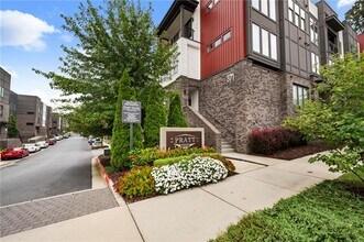388 Pratt Dr SE in Atlanta, GA - Foto de edificio - Building Photo