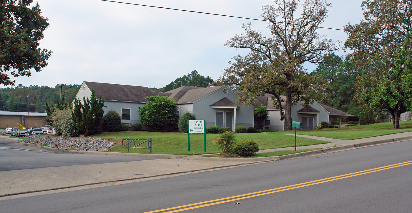 11805 Fairview Rd in Little Rock, AR - Building Photo