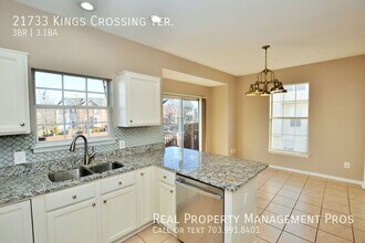 21733 Kings Crossing Terrace in Ashburn, VA - Building Photo - Building Photo