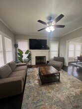 807 Rigsby Ave in San Antonio, TX - Building Photo - Building Photo