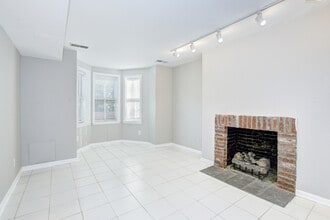 1011 S St NW in Washington, DC - Building Photo - Building Photo