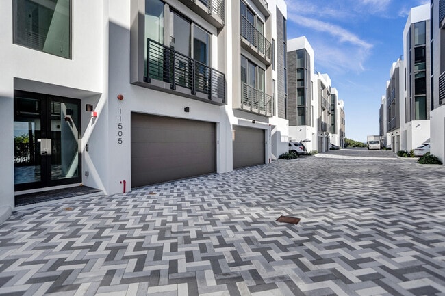 11505 Old Ocean Blvd in Boynton Beach, FL - Building Photo - Building Photo
