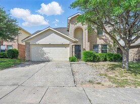4909 Wildcreek Way in Fort Worth, TX - Building Photo