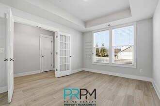 2 Thornfield Dr in Greenville, SC - Building Photo - Building Photo