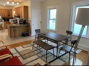 14 Bay State Ave, Unit 2 in Somerville, MA - Building Photo - Building Photo