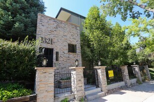 Park Lane in Denver, CO - Building Photo