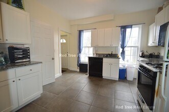 16 Foster St in Boston, MA - Foto de edificio - Building Photo