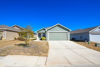 10114 Kersey Ml in San Antonio, TX - Building Photo - Building Photo