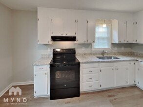 1110 8th St in Statesville, NC - Building Photo - Building Photo