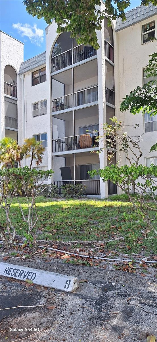 3300 Spanish Moss Terrace