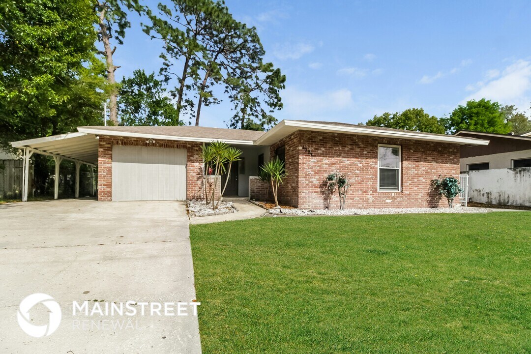 1027 Spring Garden St in Altamonte Springs, FL - Building Photo