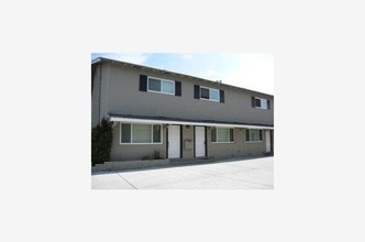 1712 Noranda Dr, SV in Sunnyvale, CA - Foto de edificio - Building Photo