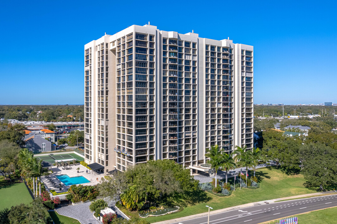 Monte Carlo Towers in Tampa, FL - Building Photo