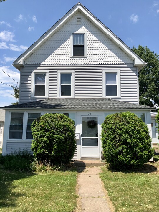 32-34 E Cedar St-Unit -1 in Newington, CT - Building Photo
