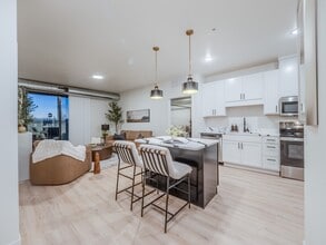 The Yellowstone in Casper, WY - Foto de edificio - Building Photo