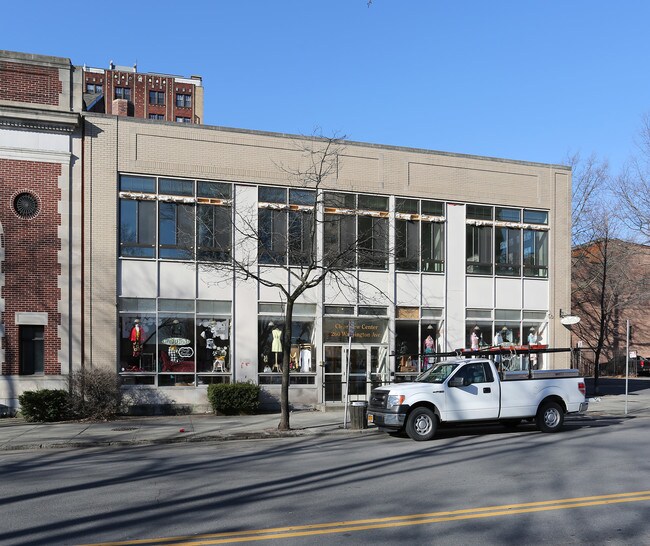 260 Washington Ave in Albany, NY - Building Photo - Building Photo
