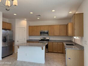 10209 W Amelia Ave in Avondale, AZ - Building Photo - Building Photo