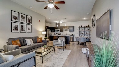 Springs at Three Oaks in Crystal Lake, IL - Building Photo - Building Photo