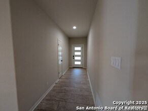9311 Llano Verde in Helotes, TX - Building Photo - Building Photo
