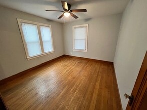 2353 S 8th St in Springfield, IL - Building Photo - Building Photo