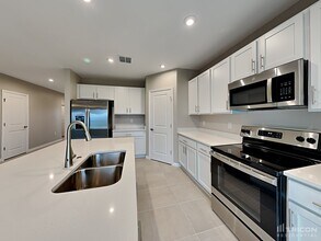 208 Garnet Ave in Kissimmee, FL - Building Photo - Building Photo