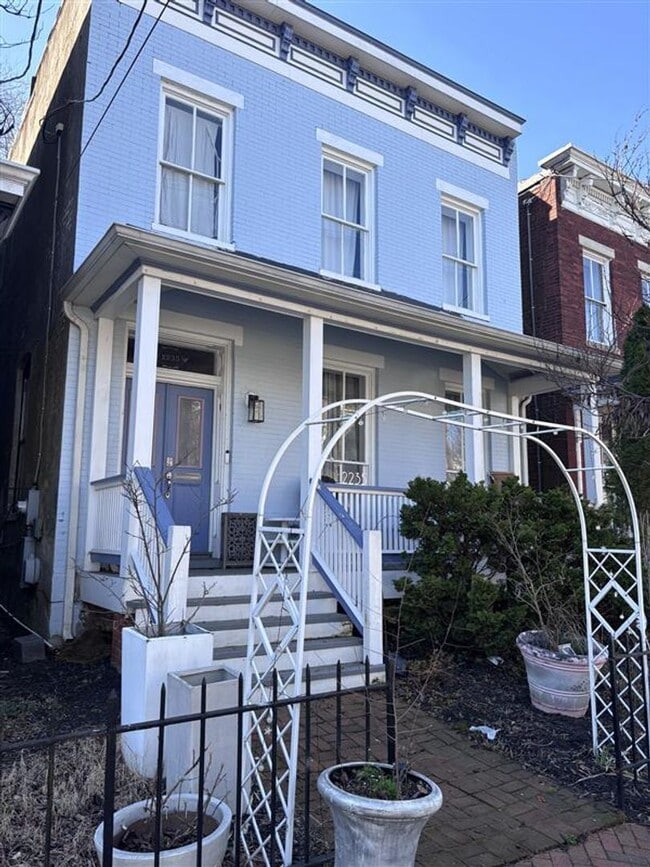 property at 2235 Venable St