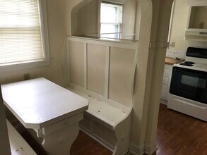 3626 East 1st Street North in Wichita, KS - Foto de edificio - Building Photo