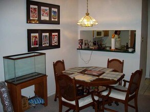 3001 Cedar St in Austin, TX - Building Photo - Building Photo