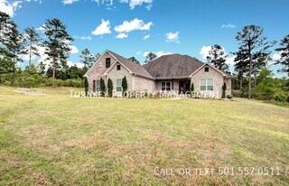 3055 Redrock Rd in Little Rock, AR - Building Photo