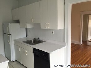 18 Chauncy St, Unit 12a in Cambridge, MA - Building Photo - Building Photo