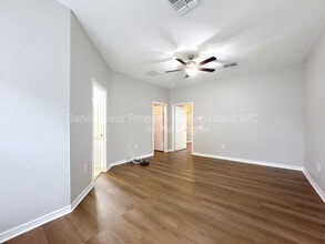 10841 Dragonwood Dr in Tampa, FL - Building Photo - Building Photo
