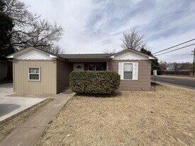 3404 30th St in Lubbock, TX - Building Photo