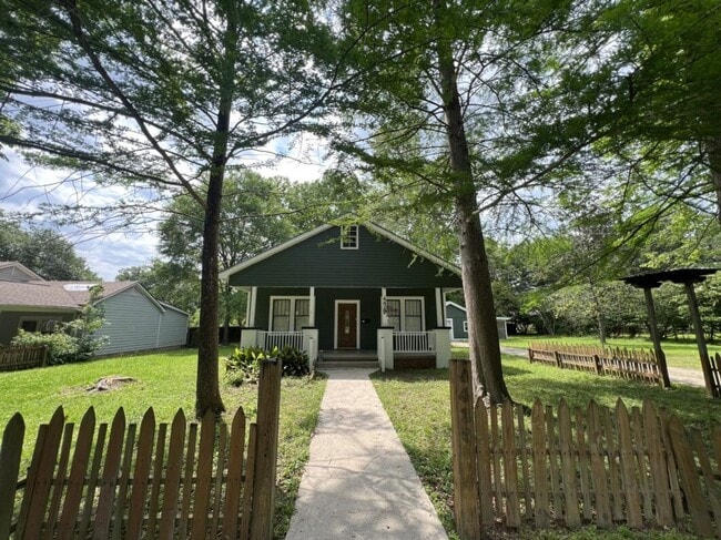 property at 4429 39th St