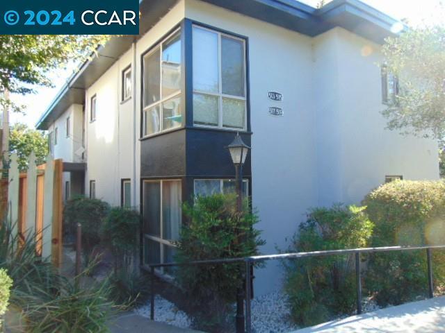 515 Richardson St in Martinez, CA - Building Photo