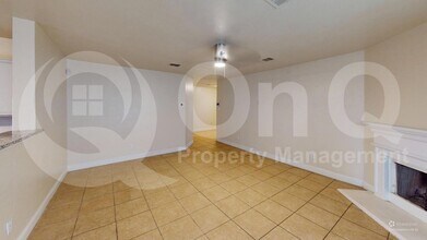 4909 Parkview Hills Ln in Fort Worth, TX - Building Photo - Building Photo