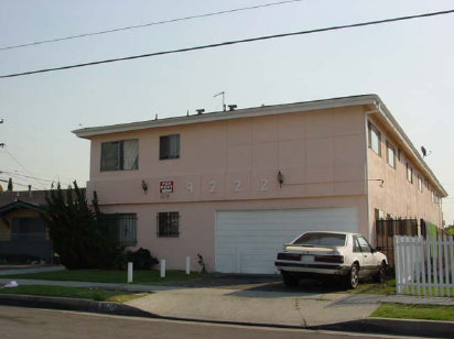 9222 S Budlong Ave in Los Angeles, CA - Building Photo