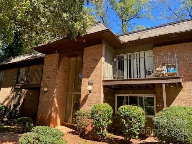 property at 300 Orchard Trace Ln
