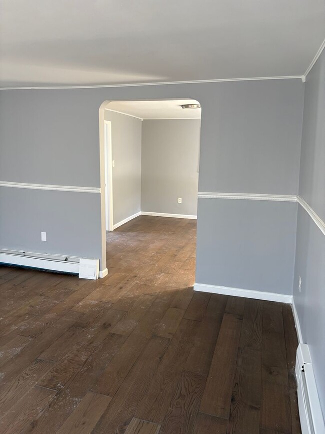 1326 8th Ave in Watervliet, NY - Building Photo - Building Photo