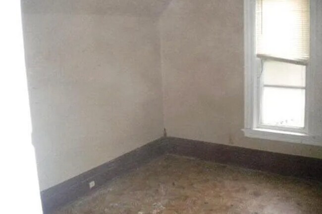 2647 Fremont Ave N in Minneapolis, MN - Building Photo - Building Photo