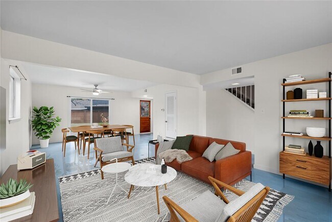 property at 1702 St Albans Blvd
