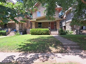 3704 Walnut St in Kansas City, MO - Building Photo - Building Photo