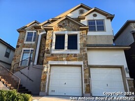 1423 Osprey Heights